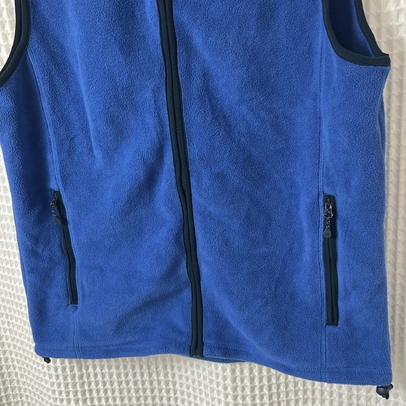Vineyard Vines Mens Blue Fleece Vest Medium - Picture 3 of 8